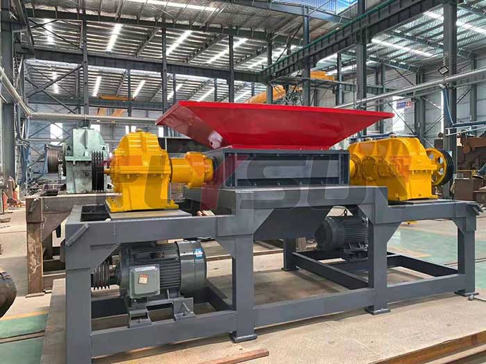 plastic waste crushing machine